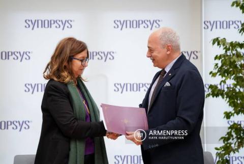 ՏՏ ոլորտի մրցունակ մասնագետներ պատրաստելու նպատակով  Սինոփսիսն ու Ֆրանսիական համալսարանը հուշագիր կնքեցին 
