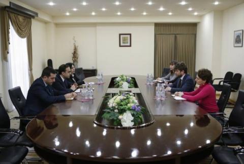 Le Maire d'Erevan a reçu l'ambassadeur de France