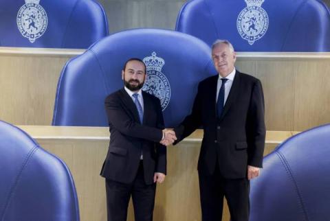 FM Mirzoyan presents Armenia's vision for regional stability to Dutch lawmakers
