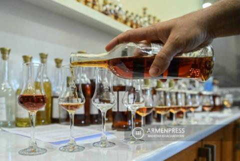 Աջակցության տրամադրմամբ ակնկալվում է ՀՀ-ից արտահանել 7 մլն լիտր կոնյակի սպիրտ՝ տեղ ազատելով խաղողի մթերման համար