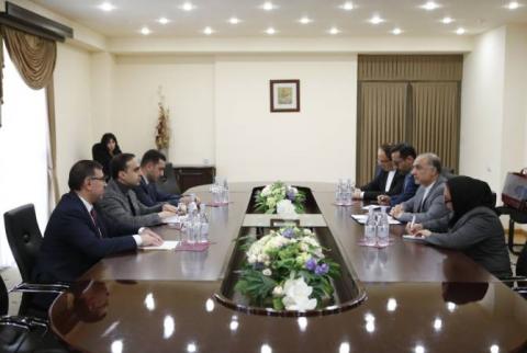 埃里温市长和伊朗驻亚美尼亚大使提到了在亚美尼亚共和国首都计划中的一些项目