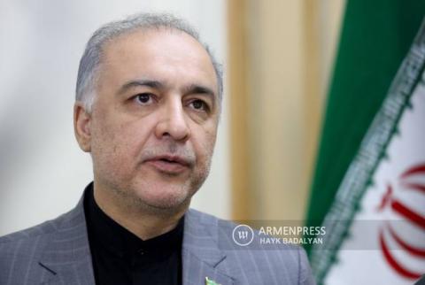 السفير الإيراني بأرمينيا معلقاً على ما يسمى "ممر زانكيزور" يقول أن بلاده ترفض تغيير بالحدود رفضاً قاطعاً ونهائياً