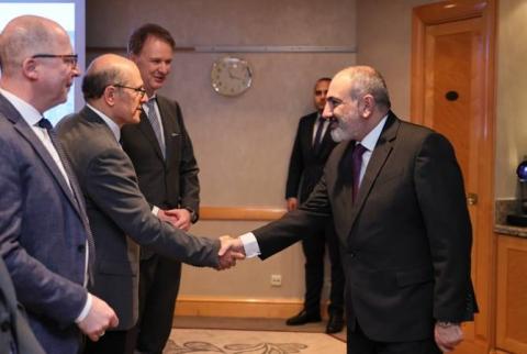 Le Premier ministre Pashinyan a rencontré la direction de la société Fichtner, engagée dans le secteur de l'énergie