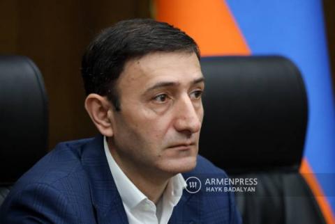 Diputado: Al igual que los líderes de otros países, el presidente de Ucrania puede visitar Armenia