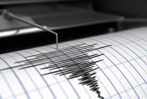 В Кыргызстане и Узбекистане произошли землетрясения магнитудой 5,3 и 4,6
