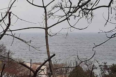 Floating mine sighted in the sea near beach in Varna