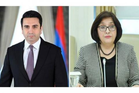 رئيس برلمان أرمينيا آلان سيمونيان يجتمع مع نظيرته الأذربيجانية صاحبة جافاروفا في جنيف