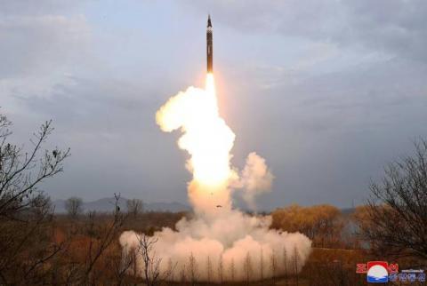Пхеньян объявил об успешном запуске новой гиперзвуковой ракеты