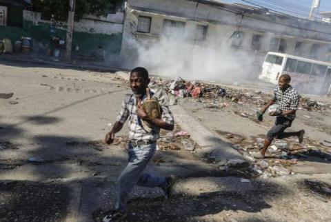 53 000 человек бежали из столицы Гаити за 3 недели