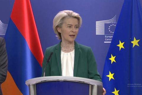 اورسولا فون در لاین: " اتحادیه اروپا در پروژه های زیربنایی ارمنستان سرمایه گذاری خواهد کرد". 
