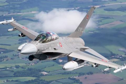 ԱՄՆ-ում Ուկրաինայի զինված ուժերի օդաչուների առաջին խումբն ավարտել է F-16-եր կառավարելու ուսուցումը