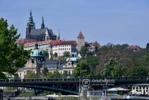 Выборы в чешский Сенат пройдут 20 и 21 сентября
