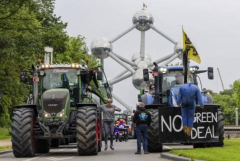 Եվրոպայի տարբեր երկրներից ֆերմերները Բրյուսելում նոր բողոքի ցույց են անցկացրել