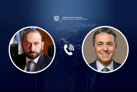 Ararat Mirzoyan a eu un entretien téléphonique avec le chef du Département fédéral des affaires étrangères de la Suisse