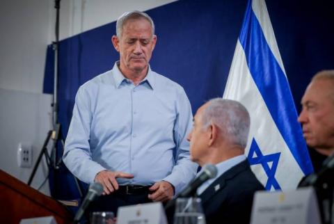 Нетаньяху призвал лидера оппозиции Бенни Ганца пересмотреть решение о выходе из правительства
