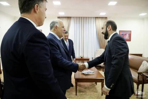 Rencontre entre Ararat Mirzoyan et le Comité National arménien d'Amérique