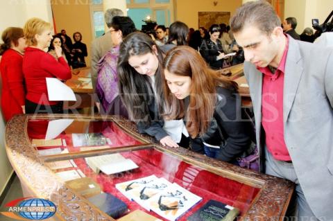 Экспозиция, посвященная 80-летию первого издания 
знаменитого романа Франца Верфеля «40 лет Муса-дага»