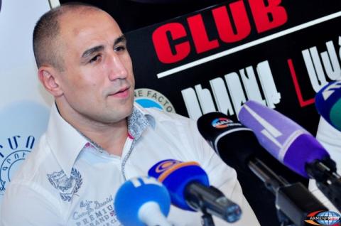 Բռնցքամարտիկ Արթուր Աբրահամի ասուլիսը: 