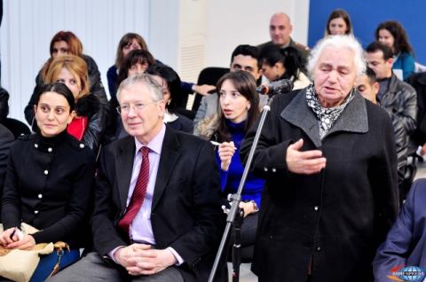 Աֆղանստանում ծառայող հայ խաղաղապահների եւ նրանց 
ընտանիքների համար հեռուստակամուրջ