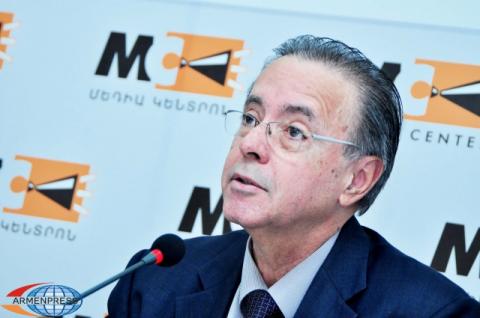 ՀՀ-ում Բրազիլիայի Դաշնային Հանրապետության արտակարգ և 
լիազոր դեսպան Ն.Գ.Էդսոն Մարինյո Դուարտե Մոնտեյրոյի 
ասուլիսը