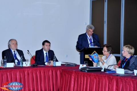 Открытие 19-й ереванской международной конференции 
«Конституционный статус достоинства прав человека»
