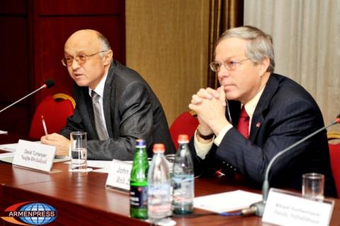 The official start of the program "ToGeTher - Public participation in local 
government."
