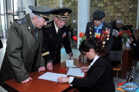 Event dedicated to the financial assistance of Armenian veterans from the 
government of Moscow
