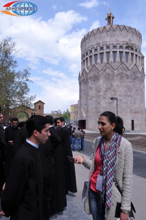 Հայ ազգը համախմբված է առավել, քան երբևէ. պատմական 
իրադարձության մասնակիցները` սրբադասման մասին