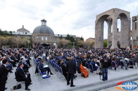 Հայ ազգը համախմբված է առավել, քան երբևէ. պատմական 
իրադարձության` սրբադասման մասնակիցները