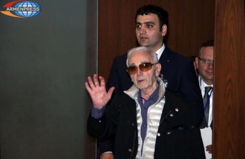 Charles Aznavour is already in the homeland.

