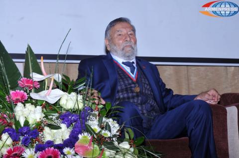 Presentation of 8-volume published in memory of Zori Balayan's 
80th anniversary