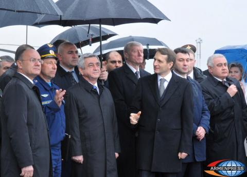 Armenia President Serzh Sargsyan and Chairman of CSTO PA 
Sergey Naryshkin vistied "Erebuni" Airport's Military Base