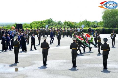 Presidentof Armenia  Serzh Sargsyan participated in the 
festivities dedicated 
to the Republic Day
