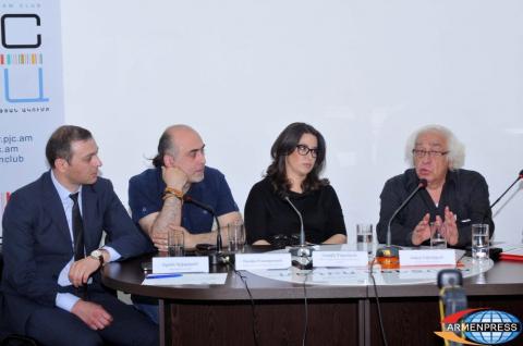 Discussion on theme "Online setup media field. Necessity and 
dangers"