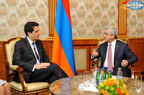  President Serzh Sargsyan received  President of  National 
Bank of Argentina Carlos Melconian