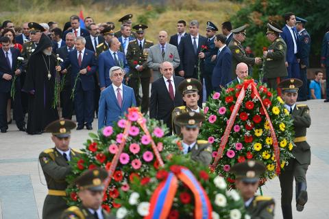 President Sargsyan takes part in ceremonies dedicated to 25th 
anniversary of NKR’s Independence