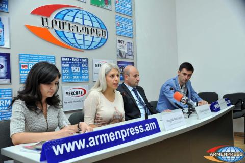 Пресс-конференция Мехака Апресяна, Карине Паносян и 
Ованеса Карапетяна