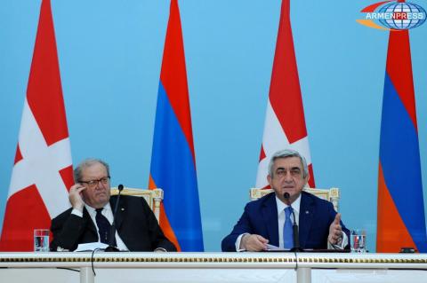 RA President Serzh Sargsyan and the 79th Prince and Grand 
Master of the Sovereign Military Order of Malta Fra' Robert 
Matthew Festing make an announcement 