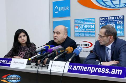 Press conference of National Television and Radio Committee 
member Tigran Hakobyan and  General Director of the 
“Television and Radio Broadcasting Network of Armenia” CJSC 
Grigor Amalia