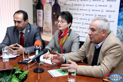Press conference of Chief Forestry of “Armenian Forest” SNCO of 
Agriculture Ministry Ruben Petrosyan, Forest specialist Artur 
Alaverdyan and Forestry expert Siranush Galstyan