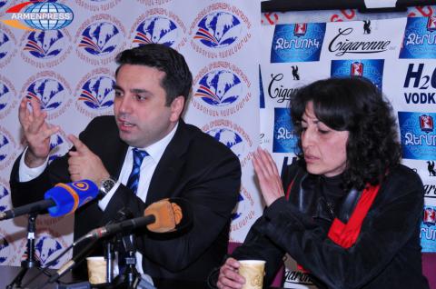  Press conference of Alen Simonyan (Yelk bloc) and Arpine 
Rustamyan (ARF)