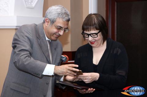 Awarding ceremony of Matenadarn donor Manuela Salvini De 
Ghirach Mirman and exhibition of valuable collection related to 
history of famous noble Mirmanyan family