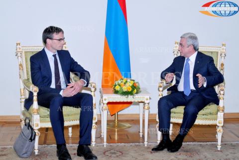 President Serzh Sargsyan hosts Estonia’s Foreign Minister Sven 
Mikser 