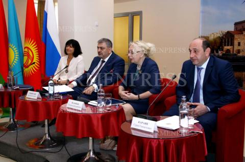 ‘Armenia two years in Eurasian Economic Union: First results’ 
round-table discussion