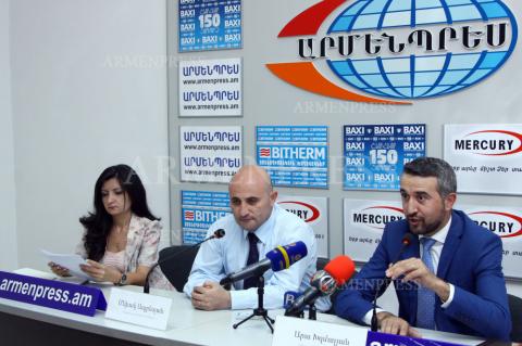 Press conference of Vice President of State Tourism Committee 
Mekhak Apresyan and Director of Tourism Development Fund 
Ara Khzmalyan