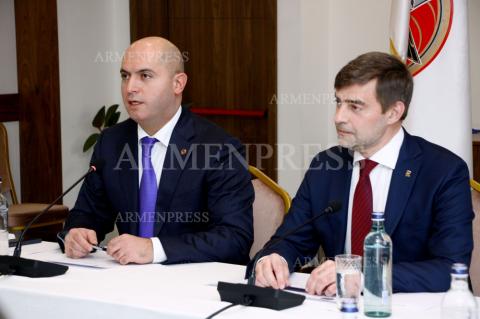 Bilateral round-table-consultation between Armenia's ruling 
party HHK and United Russia party 