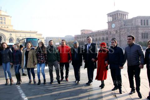 Culture Minister Armen Amiryan at Armenia My Love flashmob