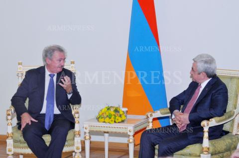 Armenian President Serzh Sargsyan receives Luxembourg's 
minister of foreign and European affairs Jean Asselborn