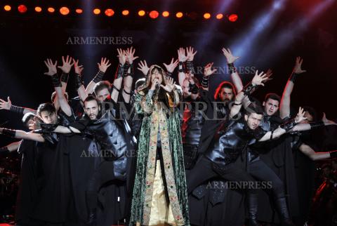 Праздничный концерт, посвященный 100-летию Первой 
Республики и Майских сражений