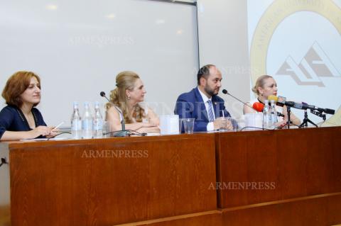 Education and Science Minister Arayik Harutyunyan meets with 
more than 130 teachers of "Technology" subject 